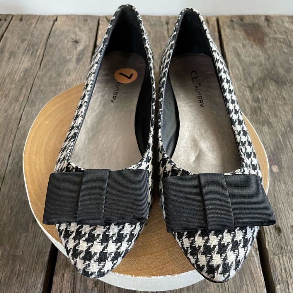 NWOT Chinese Laundry Bow Flats Size 7